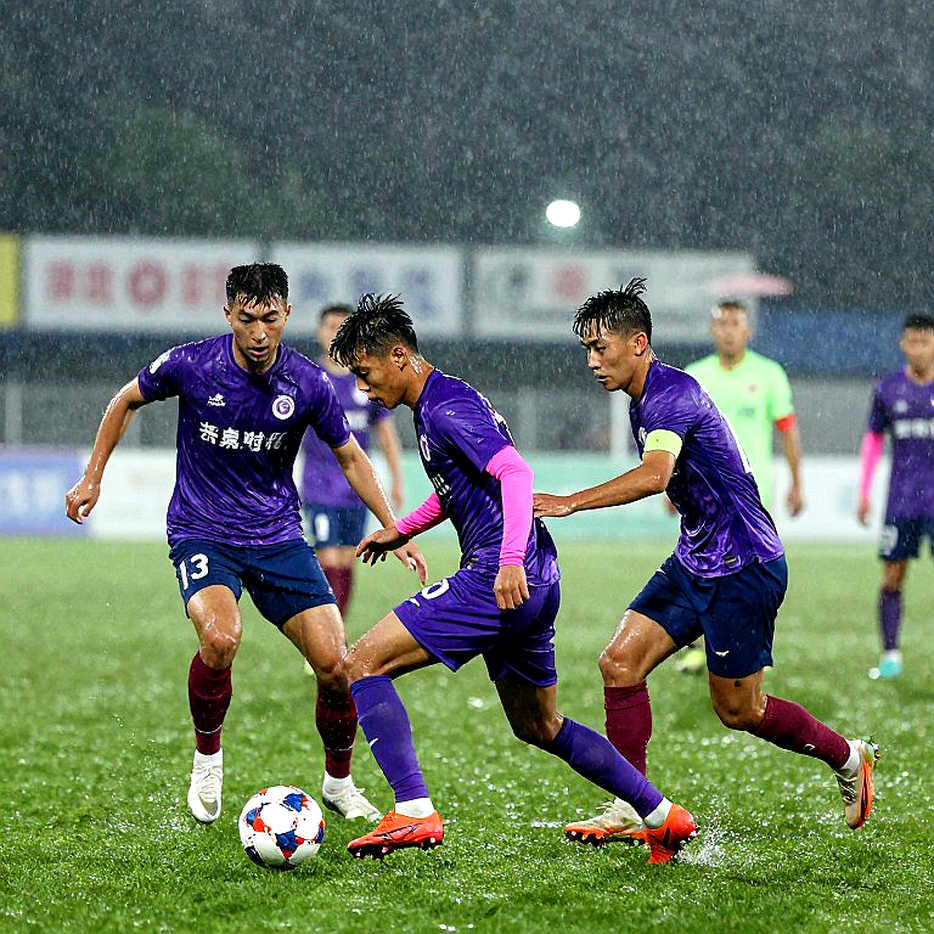 Indonesia 0-0 Malaysia: Thom Haye, tấm thẻ đỏ phút 35 và cái bế tắc của kẻ cầm bóng