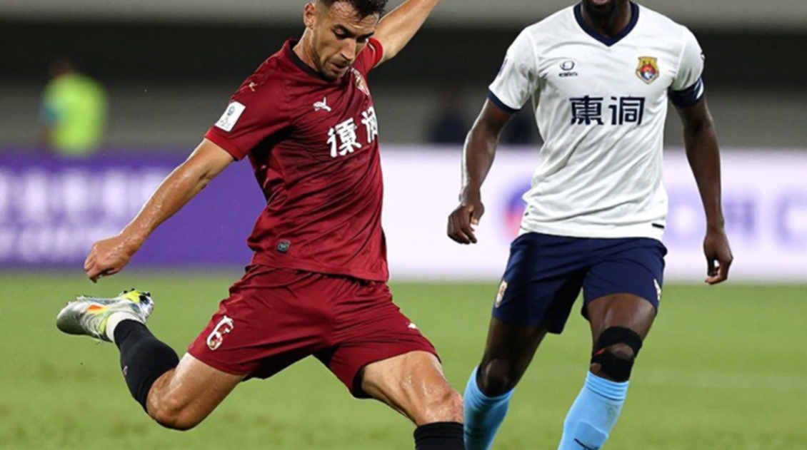 Valencia và mười bảy ngày im lặng: Javier Aguirre đến nhặt lại những mảnh vỡ