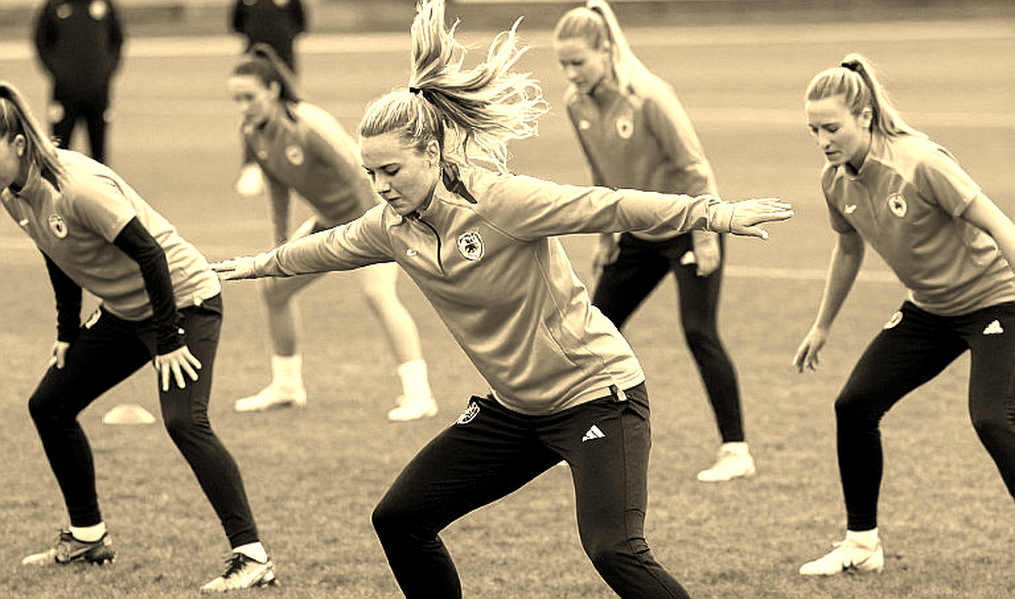 Vạch kẻ thứ 18: Giấc mơ World Cup của Việt Nam và cuộc cải tổ chưa ngã ngũ của AFC Vạch kẻ thứ 18: Giấc mơ World Cup của Việt Nam và cuộc cải tổ chưa ngã ngũ của AFC