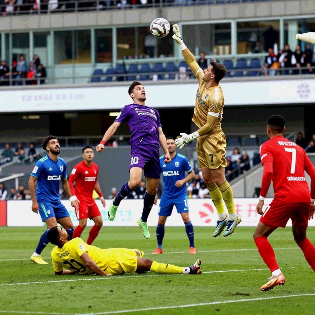 Nhật Bản vô địch bóng đá nữ Asian Games lần thứ ba liên tiếp: khoảng trống trên khán đài nhà