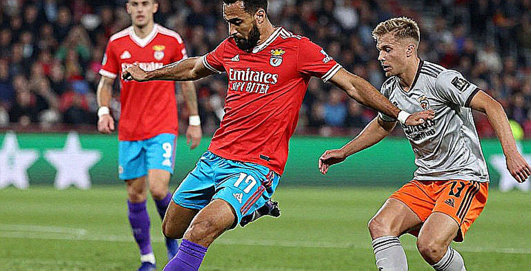 Fabinho tiết lộ công thức chiến thắng 4-0: HLV mới yêu cầu phòng ngự tốt và tấn công trực diện, Salah tỏa sáng với cú hat-trick Fabinho tiết lộ công thức chiến thắng 4-0: HLV mới yêu cầu phòng ngự tốt và tấn công trực diện, Salah tỏa sáng với cú hat-trick