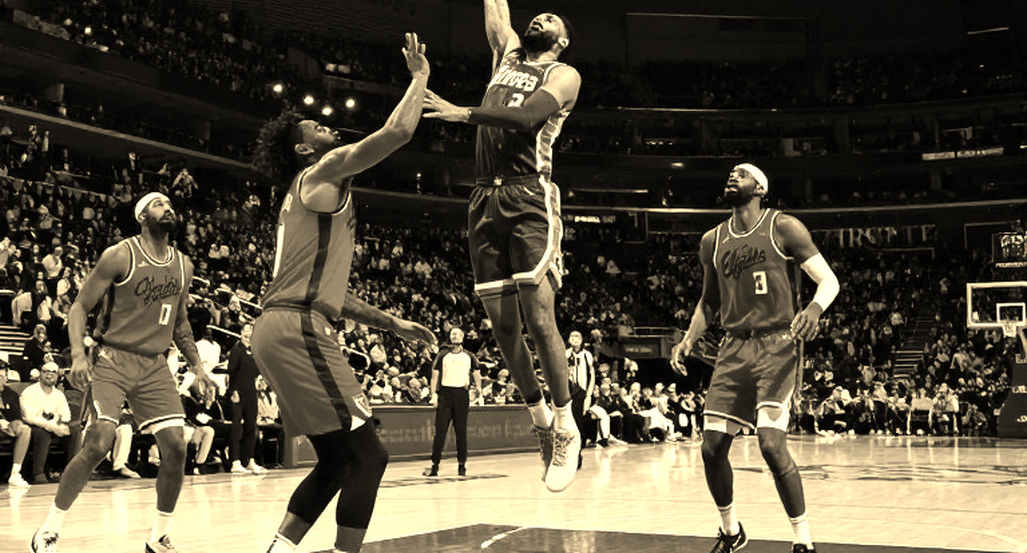 Cedi Osman trở lại OAKA: Khi trận giao hữu là một bản báo cáo chuyển nhượng