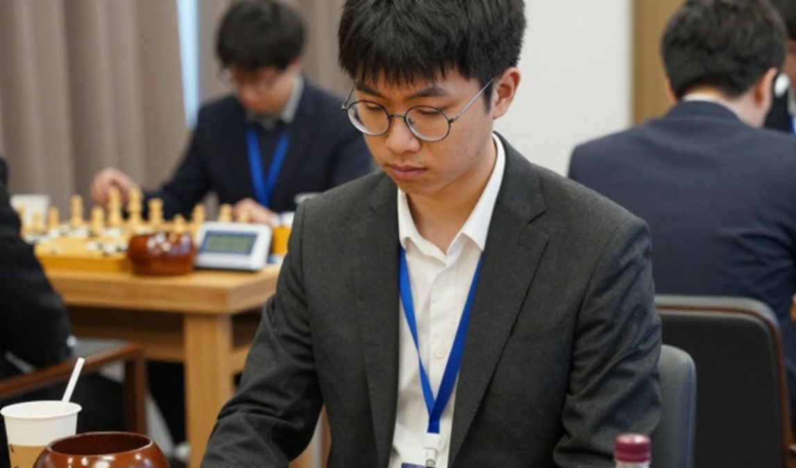 Complexity đóng cửa sau 23 năm: Khi huyền thoại không thể mua lại chính mình