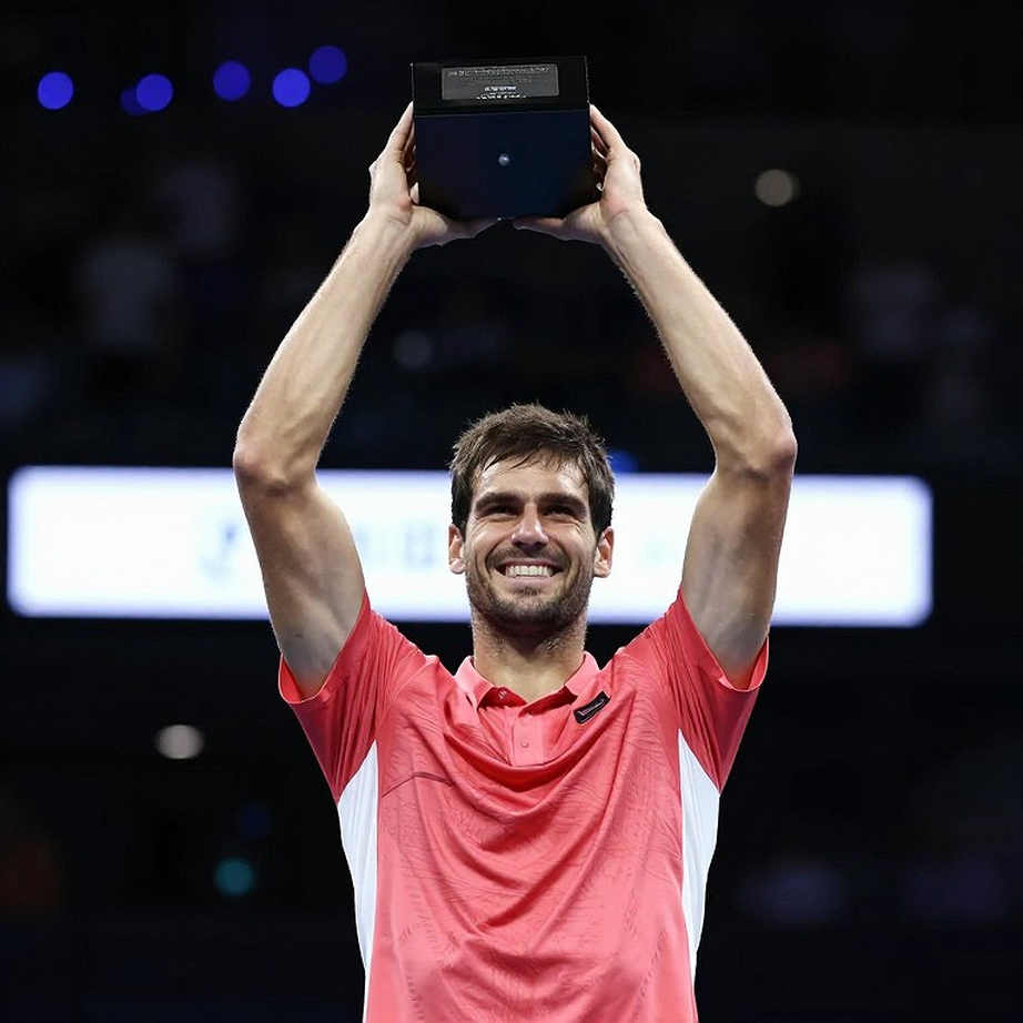 Singapore Open 2026: Leylah Fernandez trở lại, Talia Gibson bước ra và những con số tôi chưa dám tin