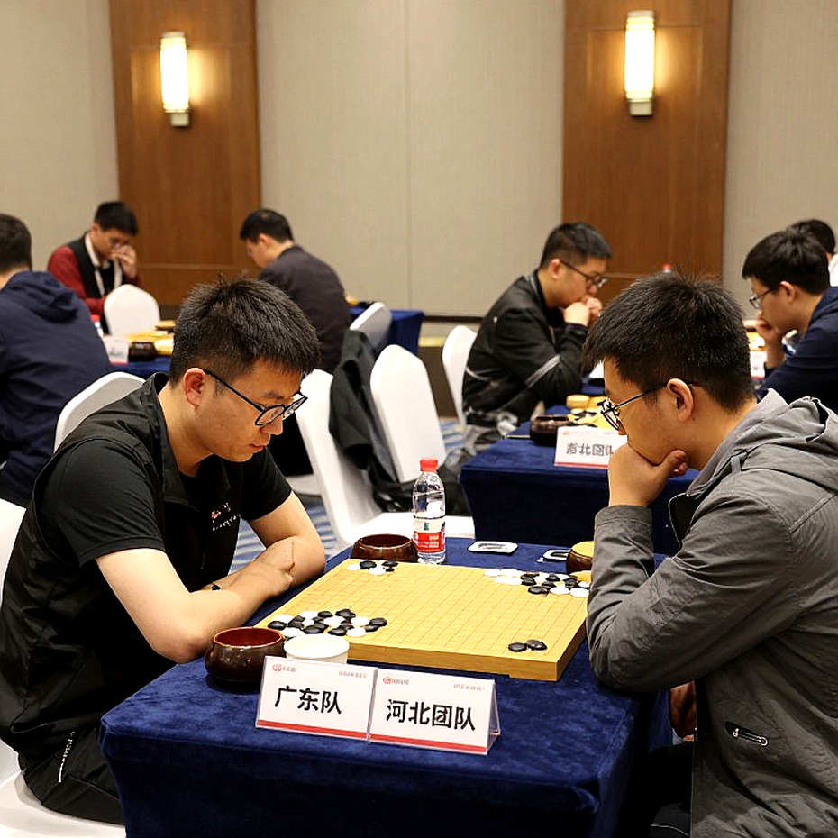 Loạt sản phẩm tháng 8 của ChessBase: Petroff, kỹ năng tính toán và khoảng lặng của lý thuyết khai cuộc