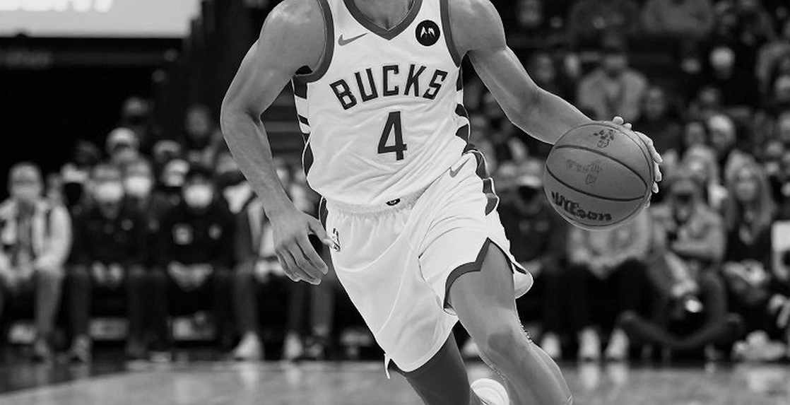 Giannis ra mắt Miami: 130 điểm, một lời thú nhận, và 48 giờ không có buổi tập
