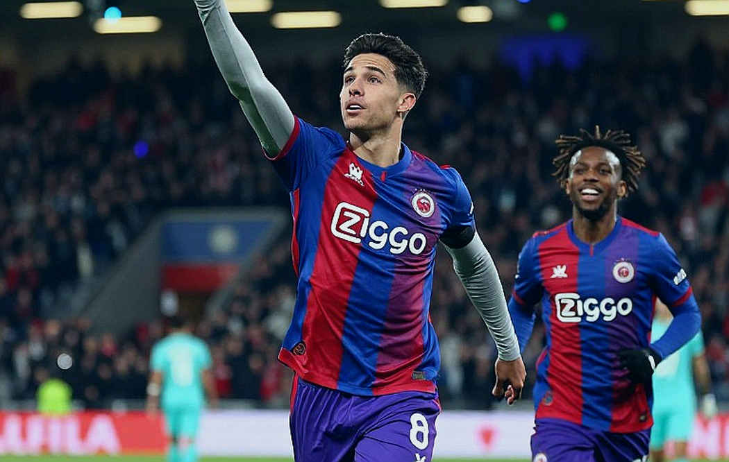 Alex Scott: Hai tháng ngoài sân cỏ và câu hỏi về cách dùng người của đội tuyển Anh Alex Scott: Hai tháng ngoài sân cỏ và câu hỏi về cách dùng người của đội tuyển Anh