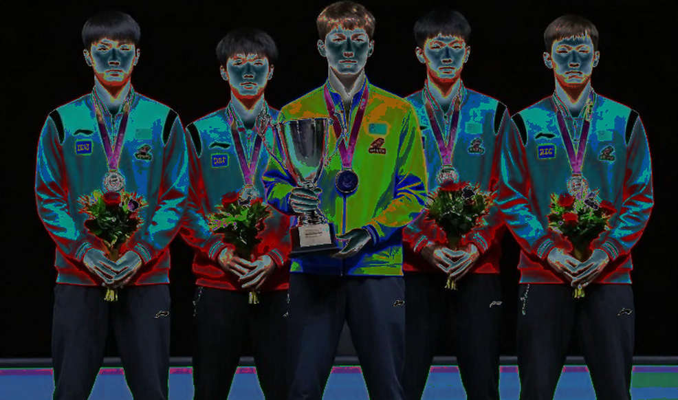 Kỷ lục 2026 bị lãng quên: Thủ môn 31 tuổi của Como bước vào khung gỗ tuyển Pháp