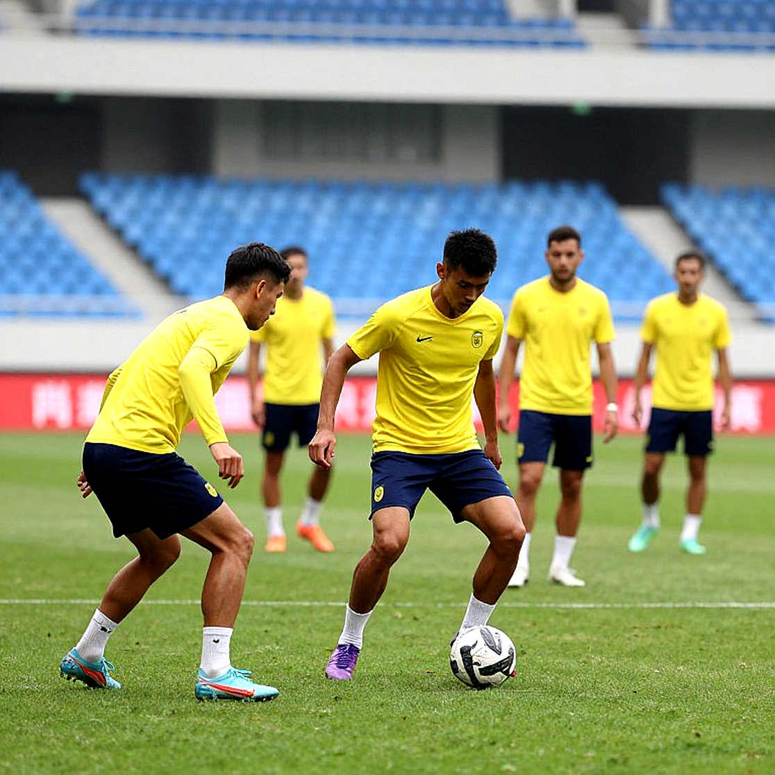 U23 Việt Nam gặp U23 Philippines lúc 13 giờ 30 ngày 18 tháng 9: 27 cú sút, 63% kiểm soát bóng, và khoảng trống chưa ai lấp ở hàng thủ