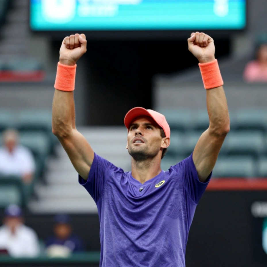 Alcaraz, Zverev và hai kiểu khởi đầu vất vả ở loạt giải hard court châu Á