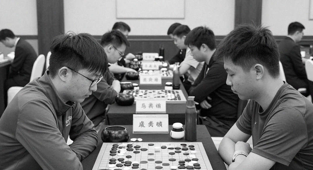 Nước 5 e5! của hệ Ý: vũ khí dễ học và cái giá của một nhánh cờ bị đem bán