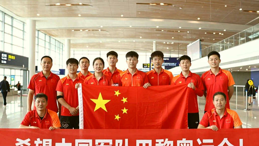 Cầu lông Việt Nam tại Asiad: Thùy Linh lấy một ván từ Chen Yu Fei, Hải Đăng học bài học từ Kunlavut