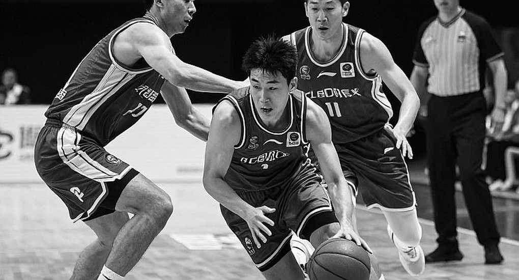 Việt Nam 4-2 Pakistan: Bốn bàn thắng, hai lần thủng lưới và những câu hỏi chưa được trả lời